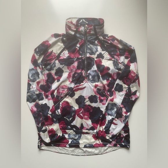 Lululemon Miss Misty Pullover - Picture 2 of 16